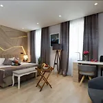 Sailor Boutique 4* Split